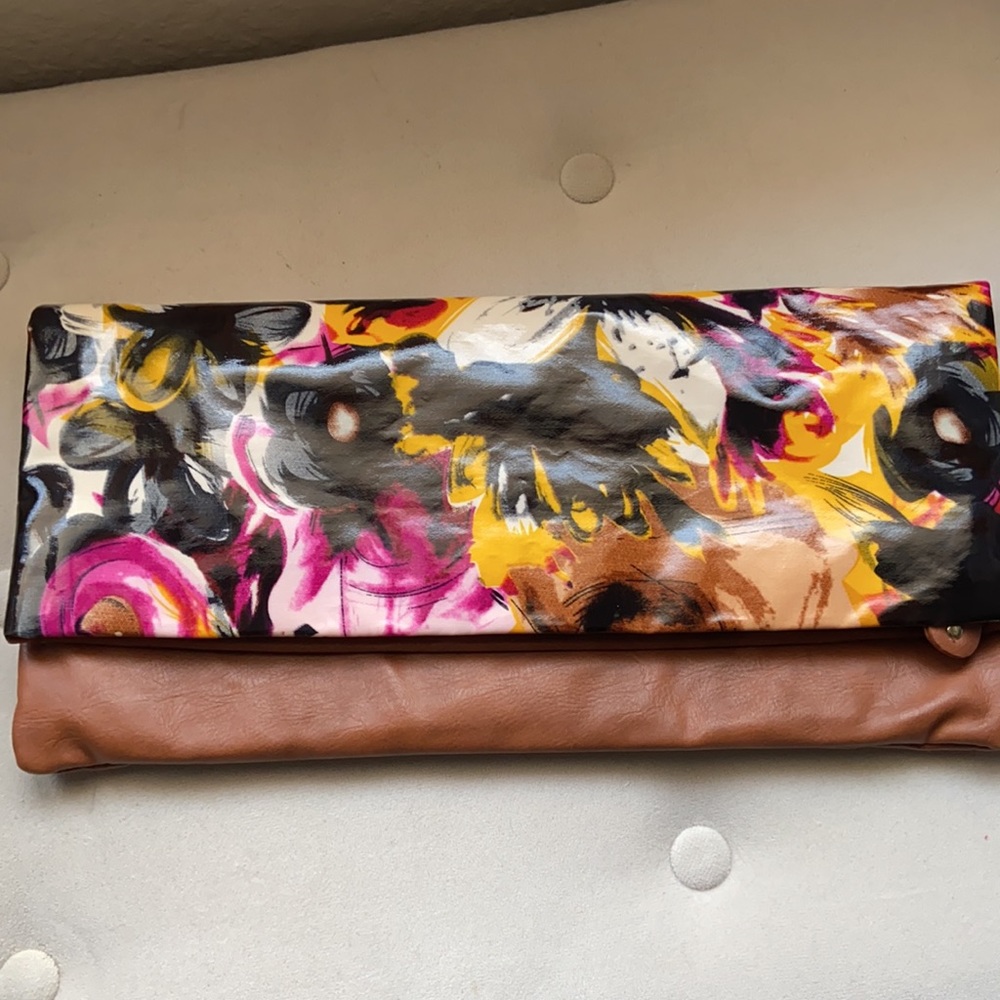 Steve Madden clutch